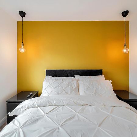 Apartamento The Burrow Sion Mills Exterior foto